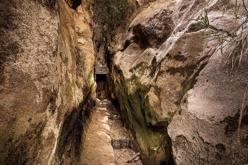 Narrow ravine channel within Cavascura Terme.