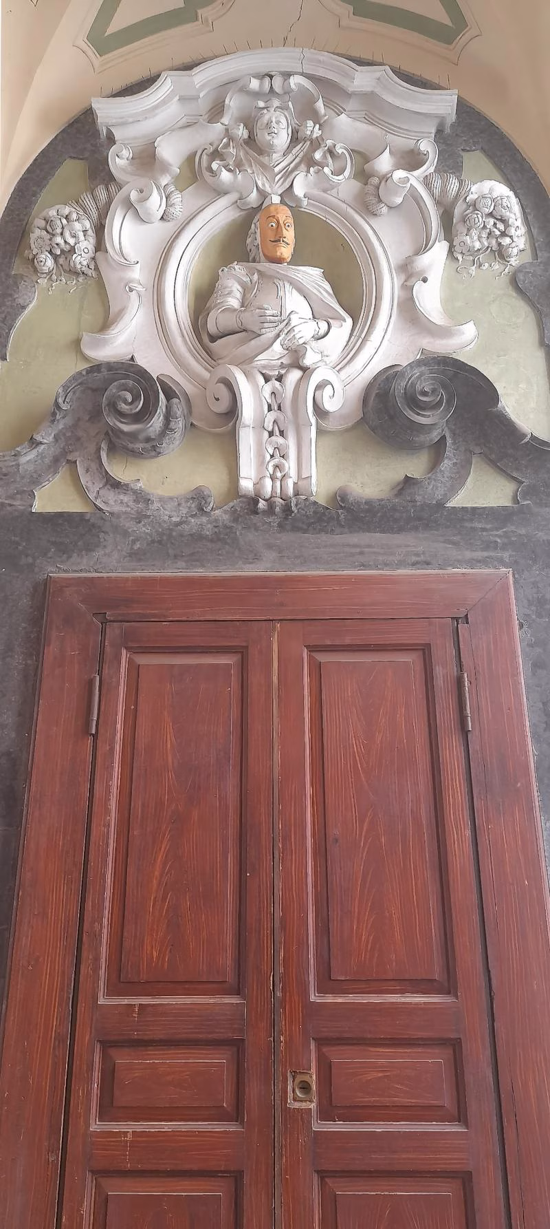 Baroque stucco detail in Palazzo dello Spagnolo, Rione Sanità, Naples