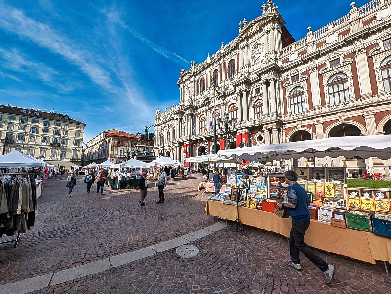 Piazza Carlo Alberto in Turin with Palazzo Carignano and an outdoor market