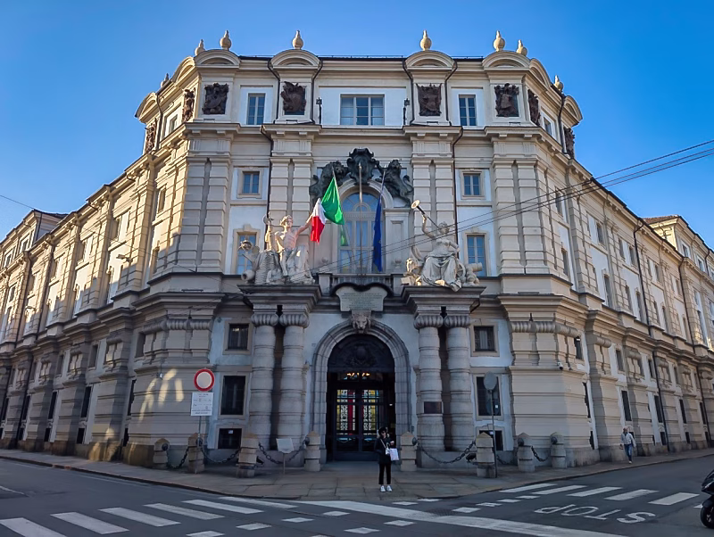 Palazzo dell’Arsenale in Turin, a monumental institutional building associated with military training and the Scuola di Applicazione.