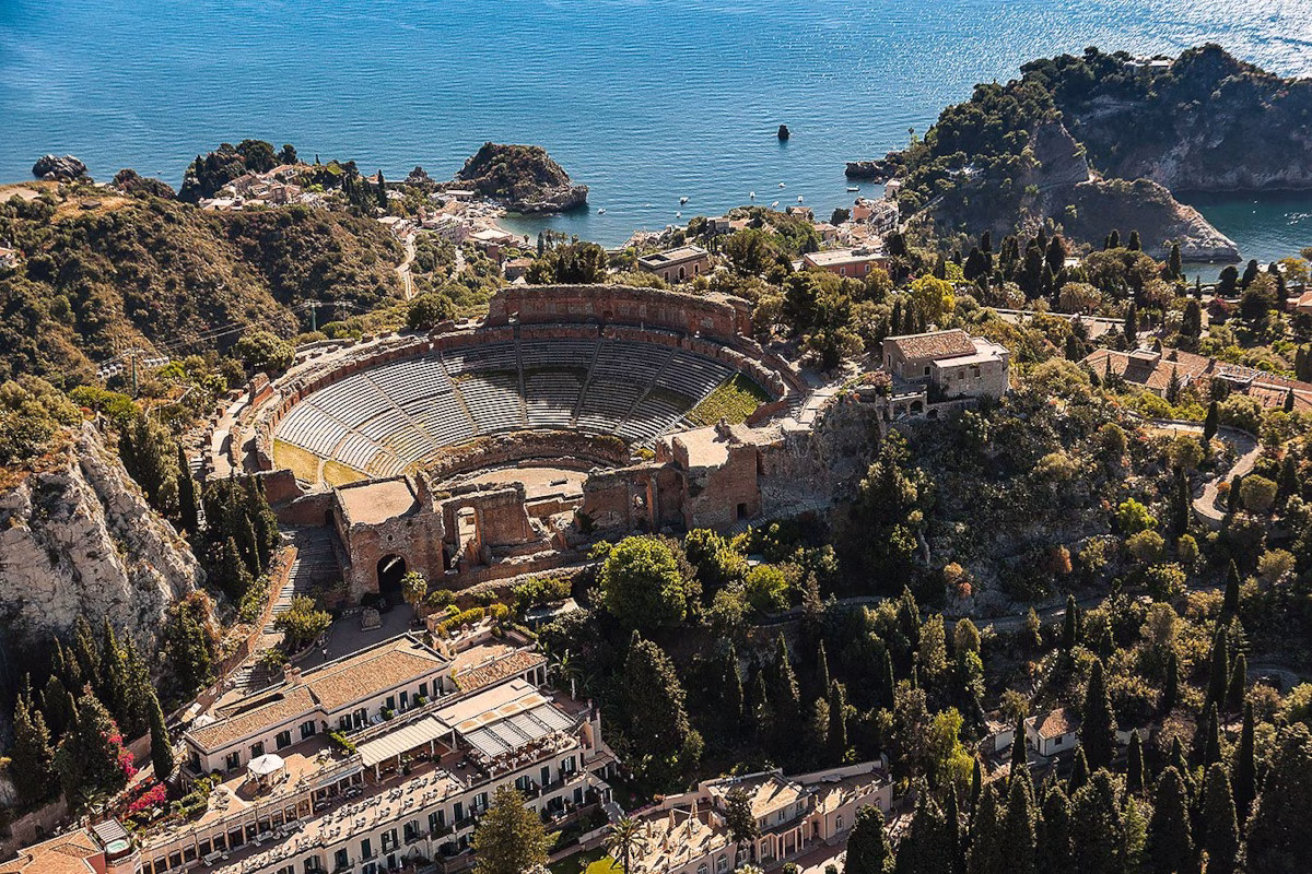 Taormina and Siracusa eastern Sicily holiday route with Greek Theatre views and baroque coast