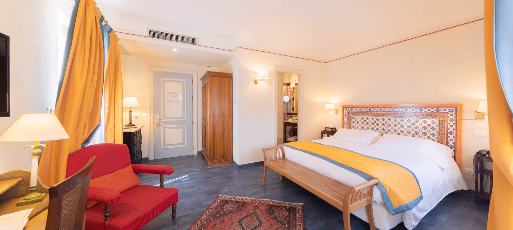 Deluxe Spa room with terrace at Algilà Ortigia Charme Hotel