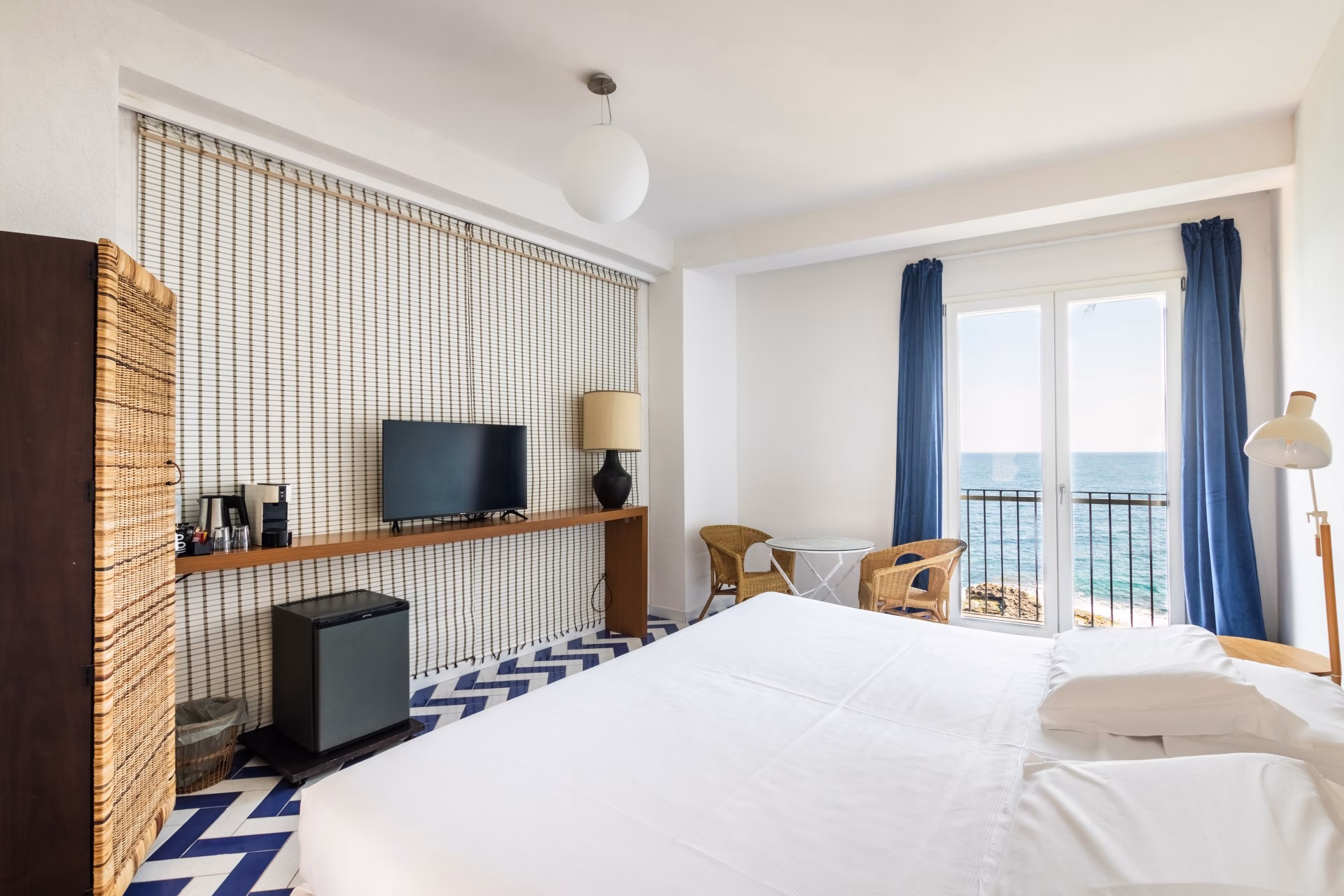 King room with French sea view balcony in the dependence at B&B La Giuggiulena