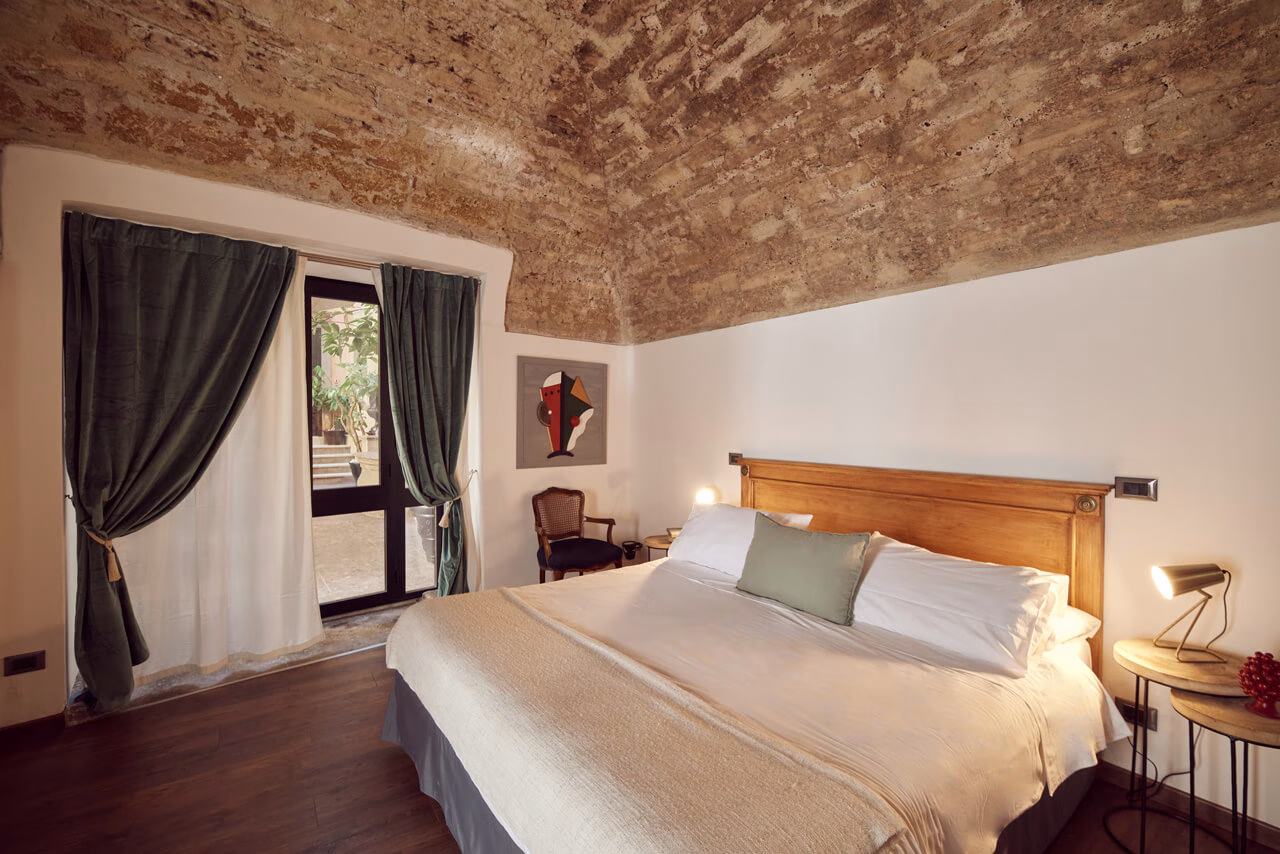 Classic room at L’Hotellerie Easy Suites Palermo