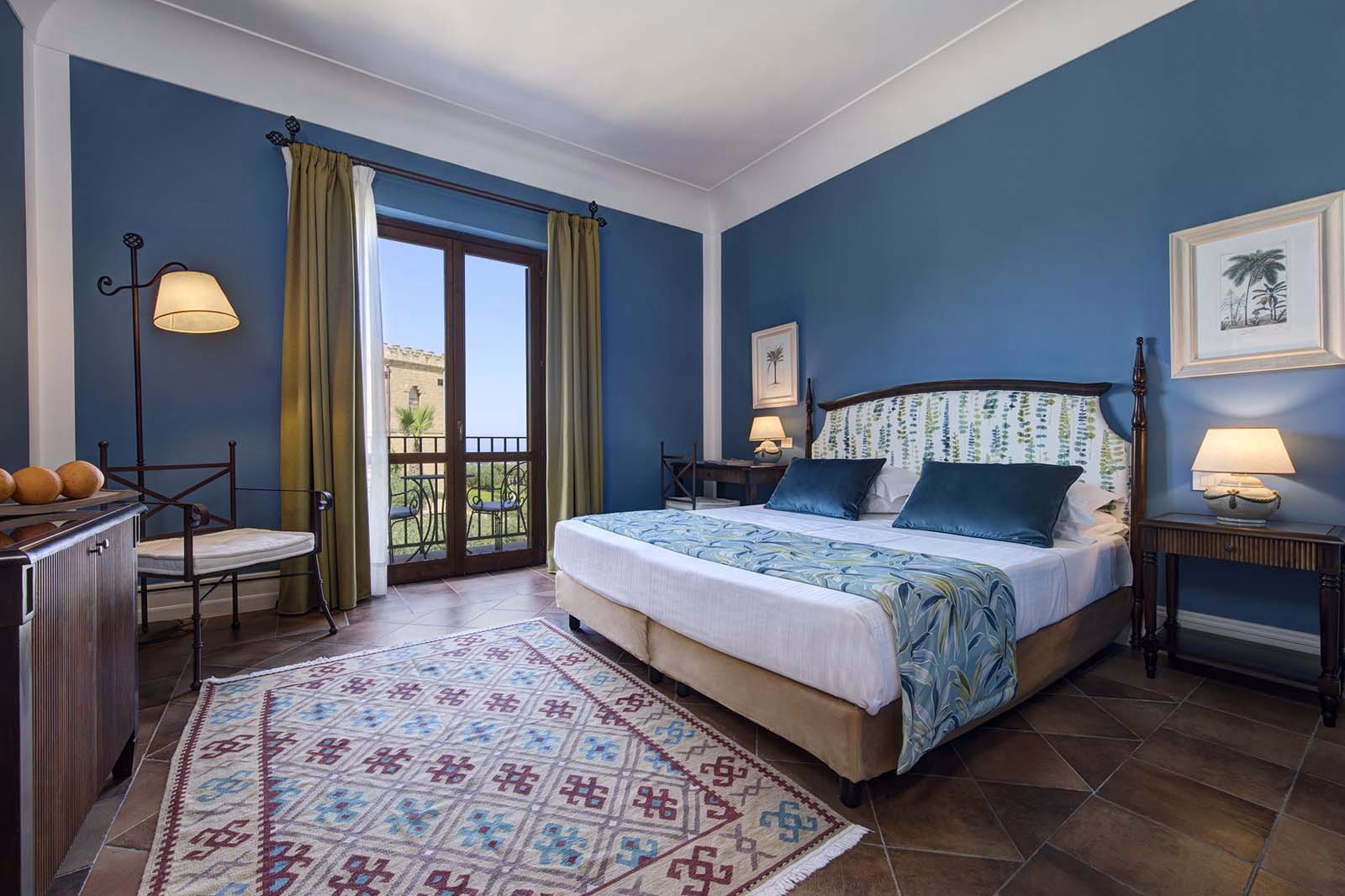 Deluxe room with balcony and sea view at Baglio Oneto in western Sicily