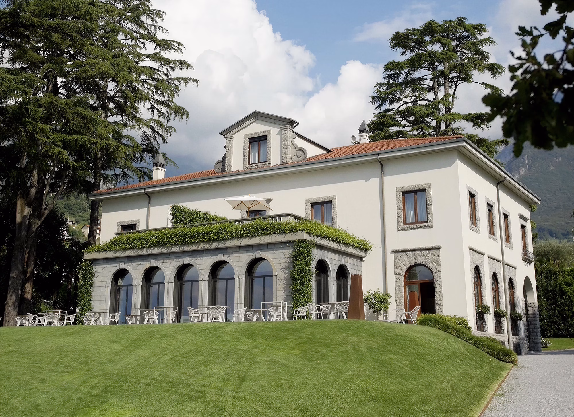 The main villa at Villa Lario Resort in Mandello del Lario