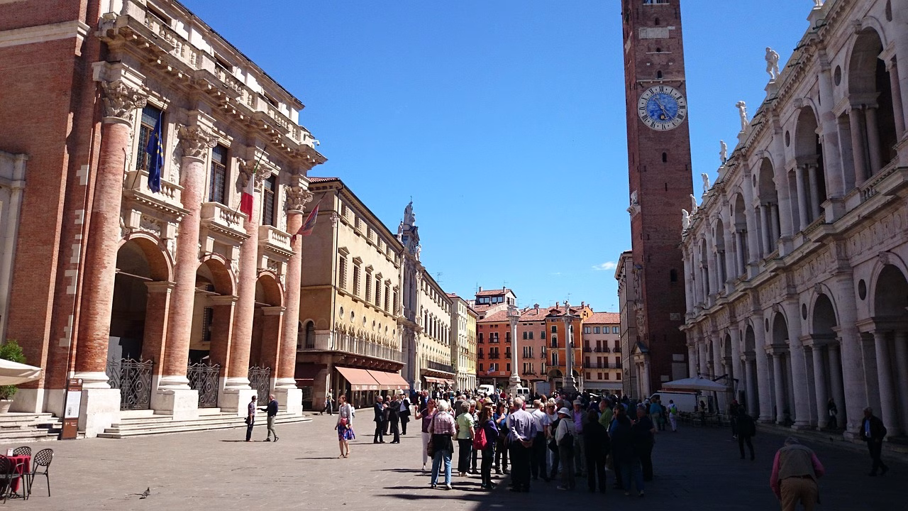 Palladio’s loggias and the columns of Piazza dei Signori in Vicenza